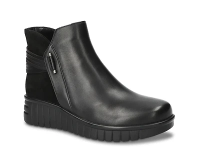 Sueann Bootie