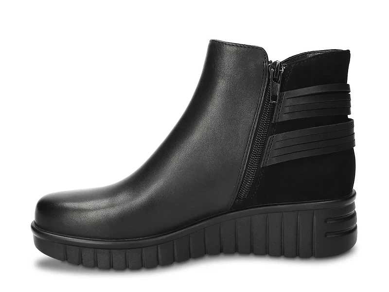 Sueann Bootie