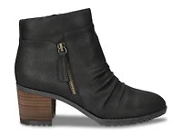 Janita Bootie