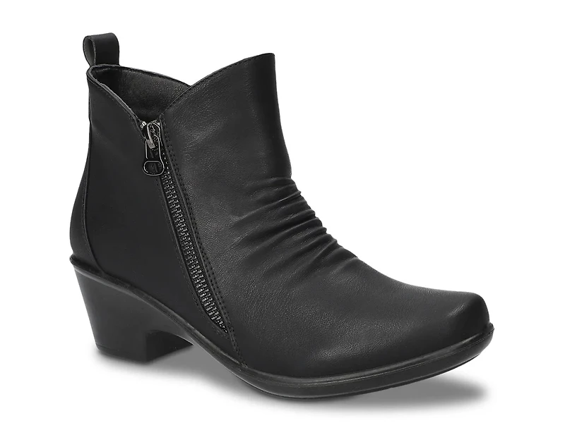 Jeanie Bootie