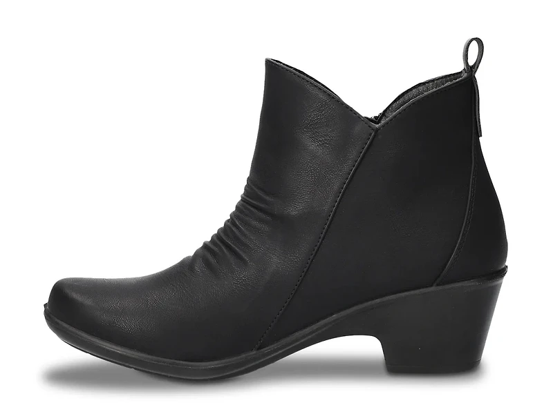 Jeanie Bootie