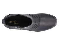 Jeanie Bootie