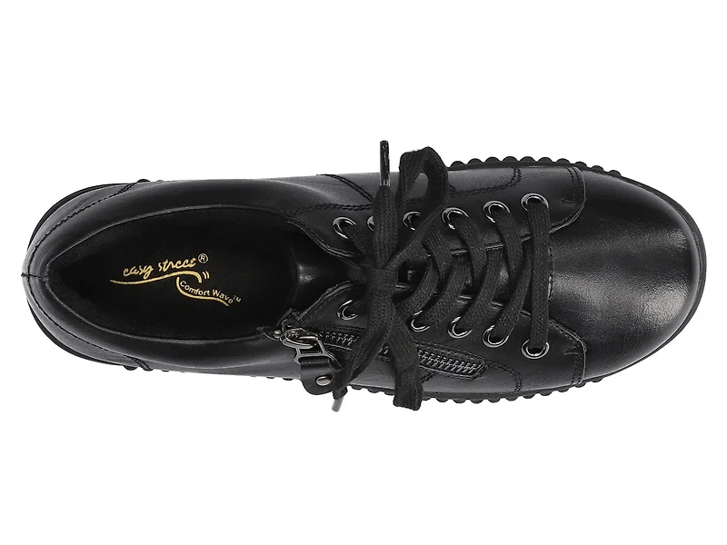 Novie Sneaker