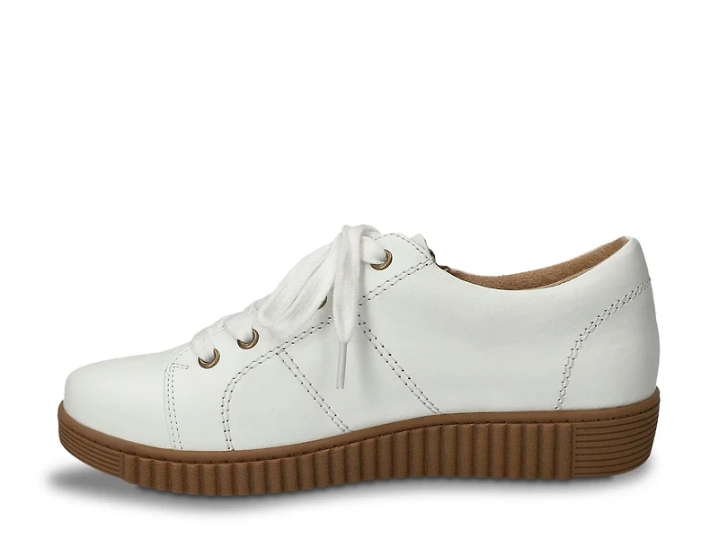 Novie Sneaker