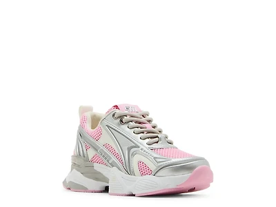 Speedster Sneaker