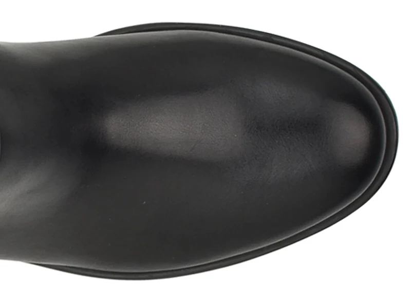 Ionni Boot