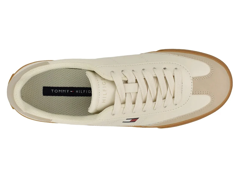 Lazsie Sneaker
