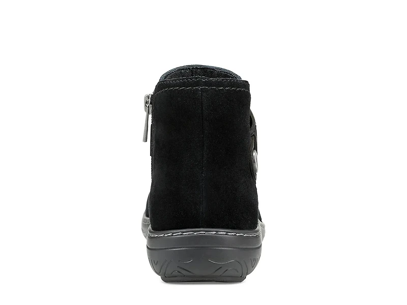 Synal Bootie