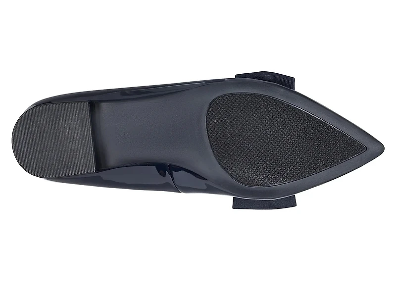 Auggie Flat