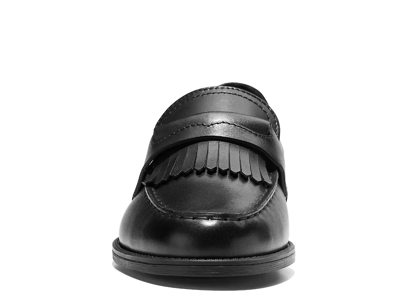 Stassi Kiltie Loafer
