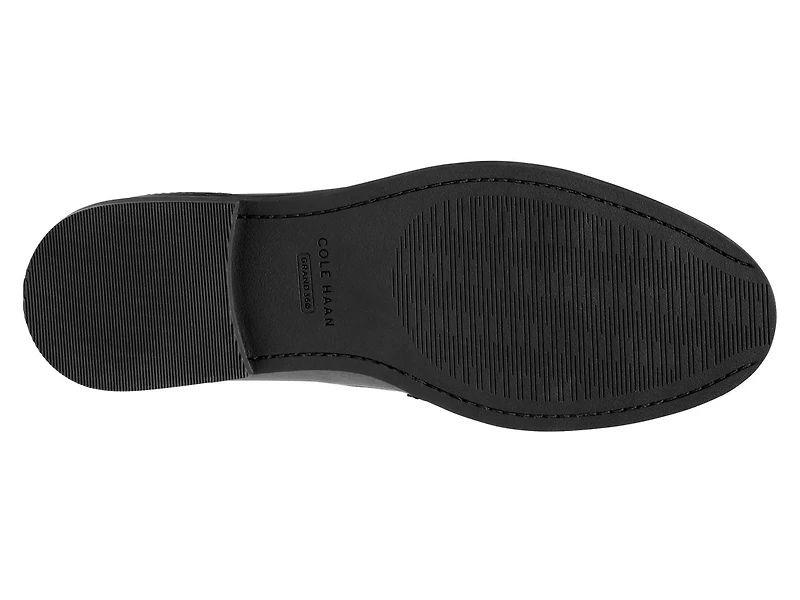 Stassi Kiltie Loafer