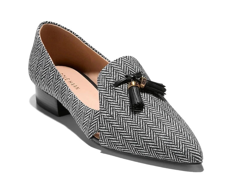 Vanya Flat