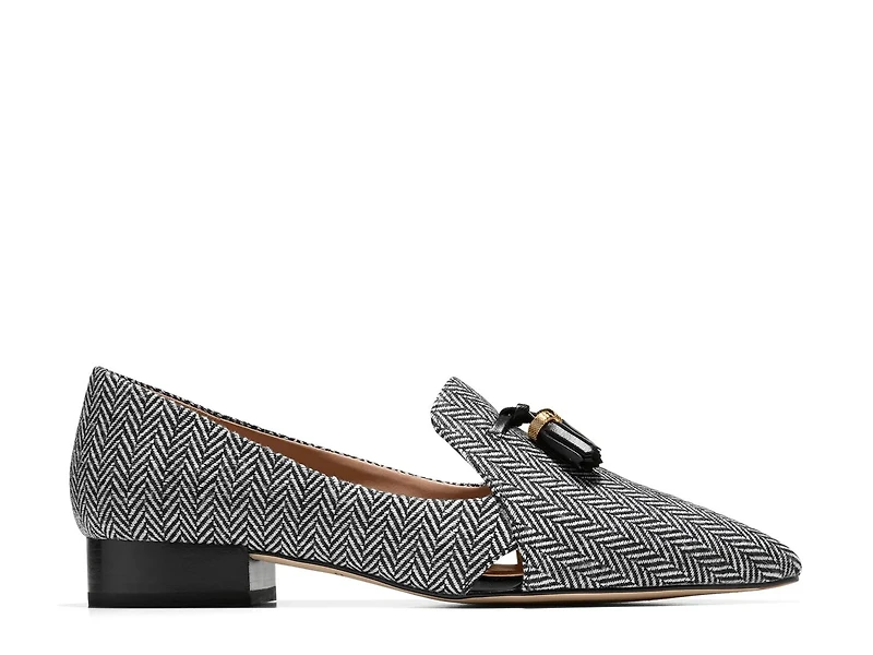 Vanya Flat