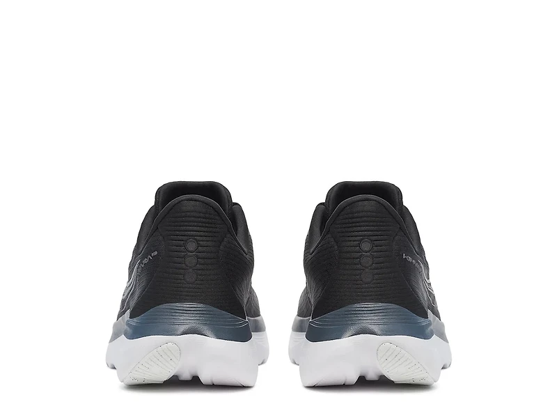 Kinvara 16 Running Shoe