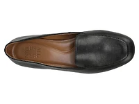 Dahlia Loafer