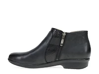 Carolyn Bootie