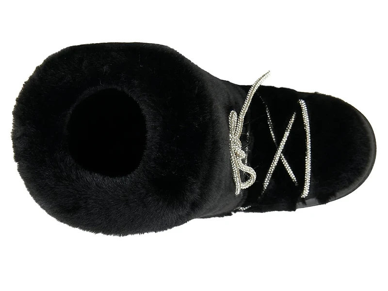 Karmela Boot