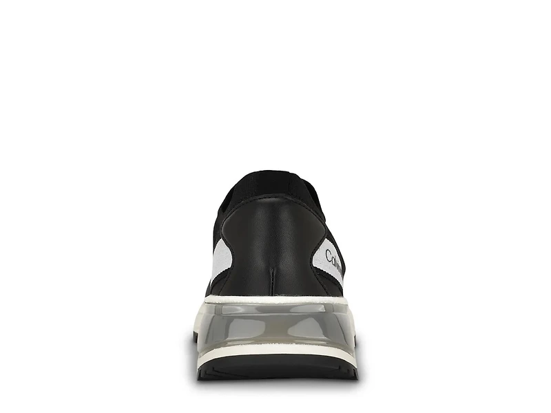 Geneo Sneaker