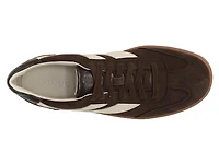 Oasis Sneaker