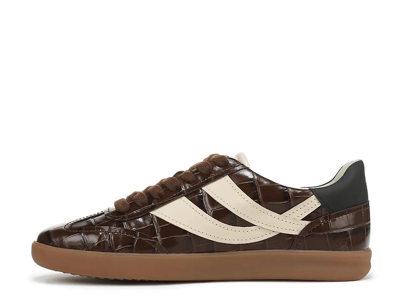 Oasis Sneaker