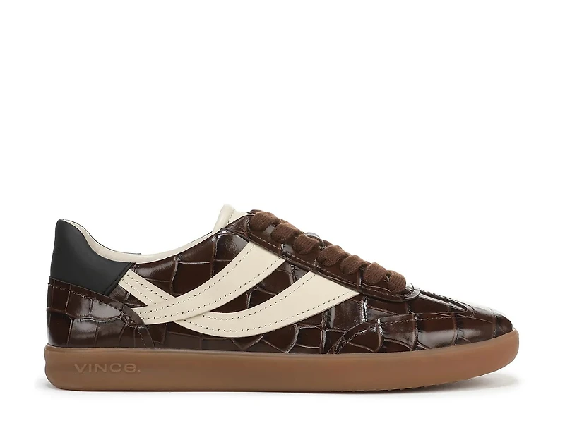 Oasis Sneaker