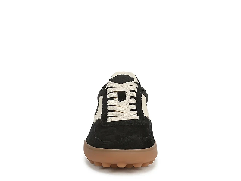 Silverlake Sneaker
