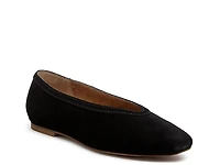 Freya Flat