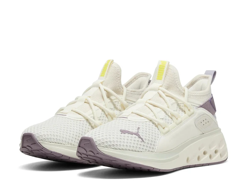 Softride Frequence Street Sneaker