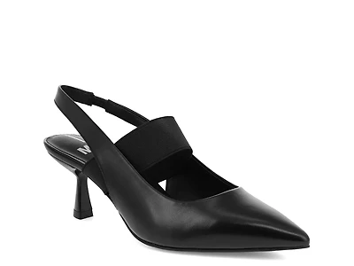 Nicolette Pump