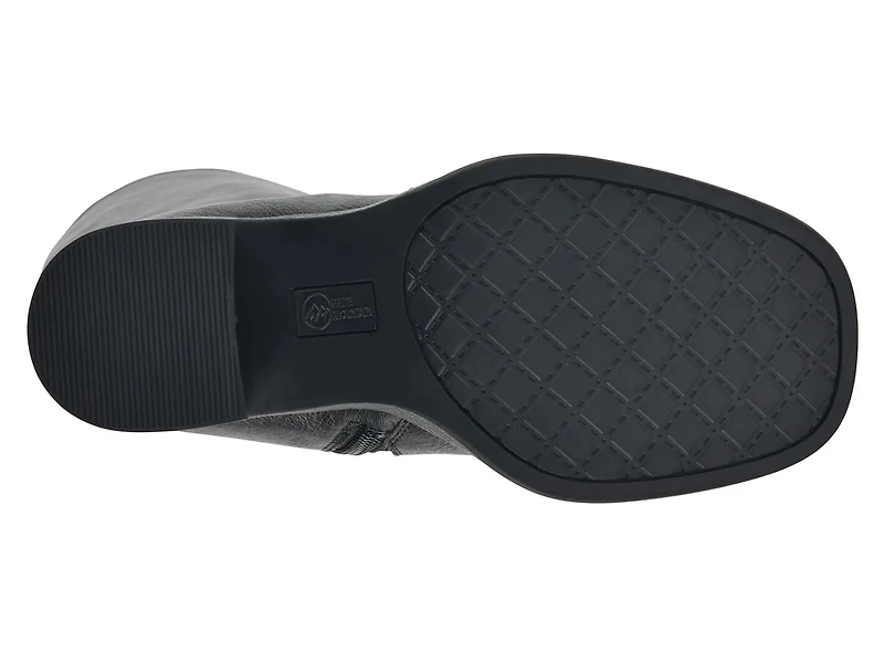 Mackle Boot