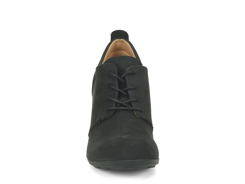 Neacy Bootie