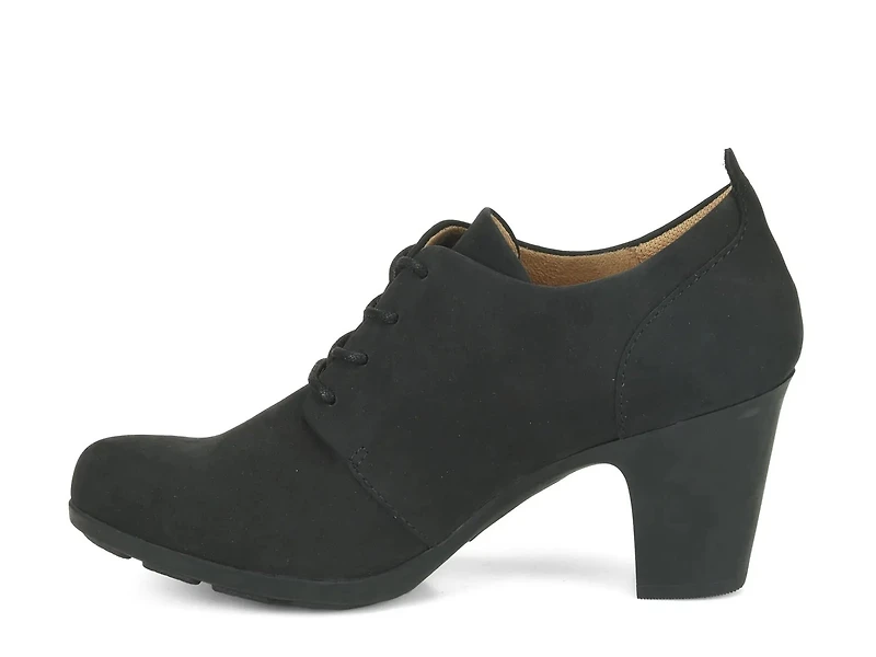 Neacy Bootie