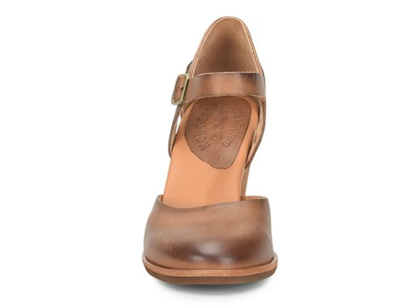 Harlow Wedge Pump