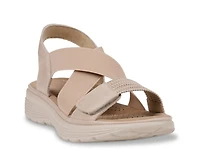 Ariel Sandal