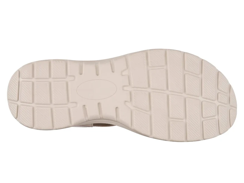 Ariel Sandal