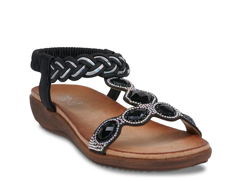 Victoria Sandal