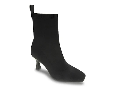 Thiya Bootie