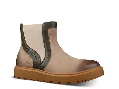 Antoinette Bootie