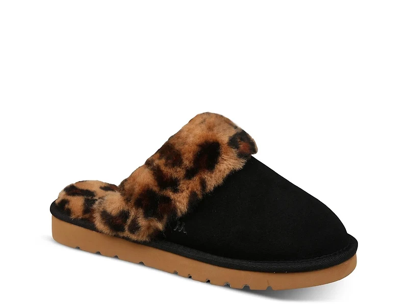 Lia Slipper