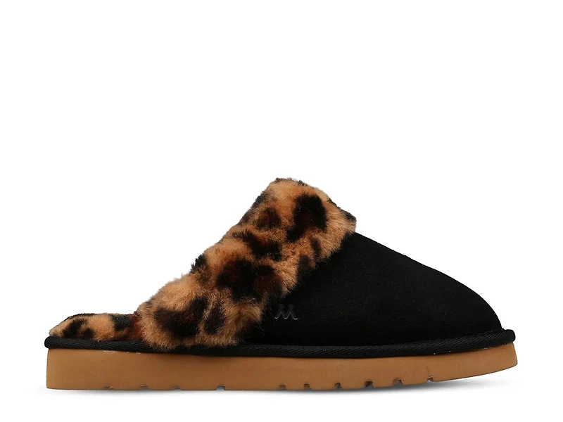 Lia Slipper