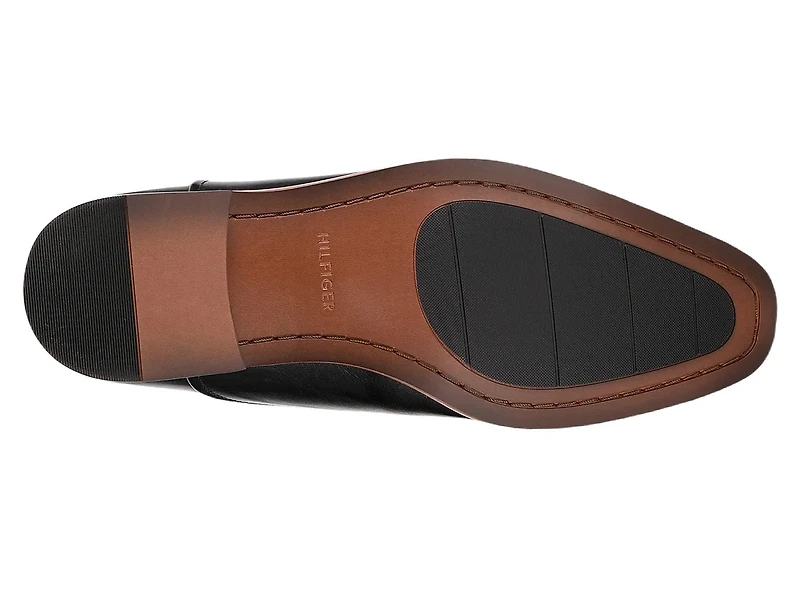 Saylor Oxford