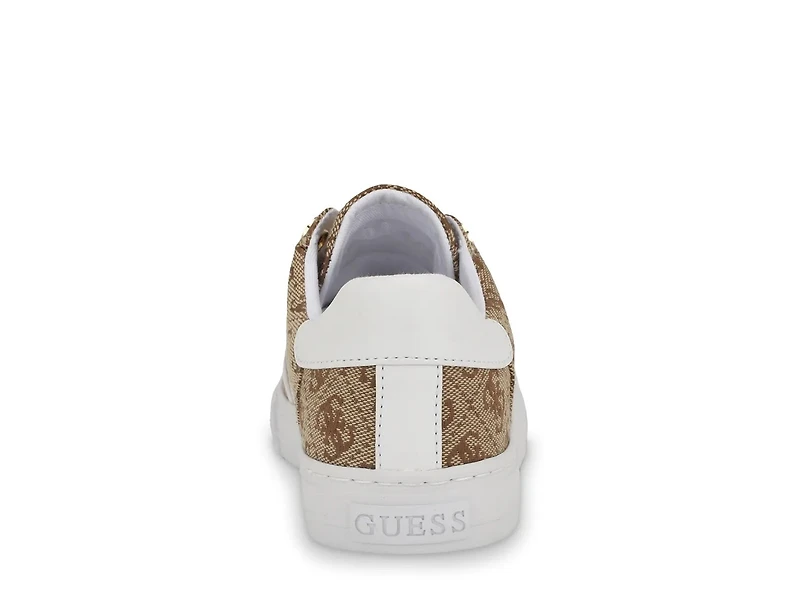 Loven Sneaker