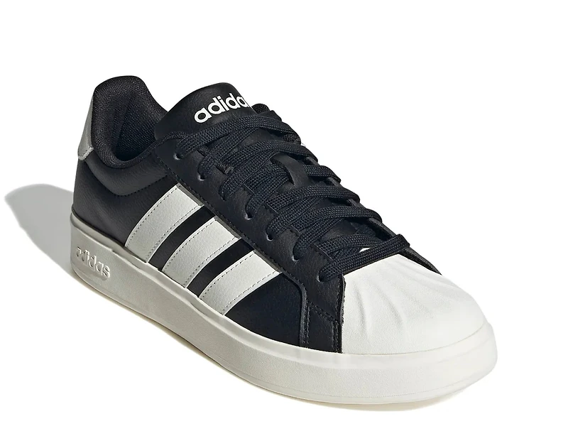 Street Talk Sneaker