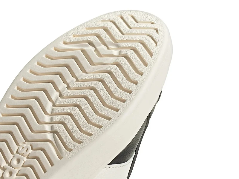 Street Talk Sneaker