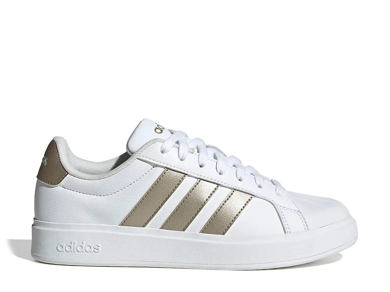 Street Talk Sneaker