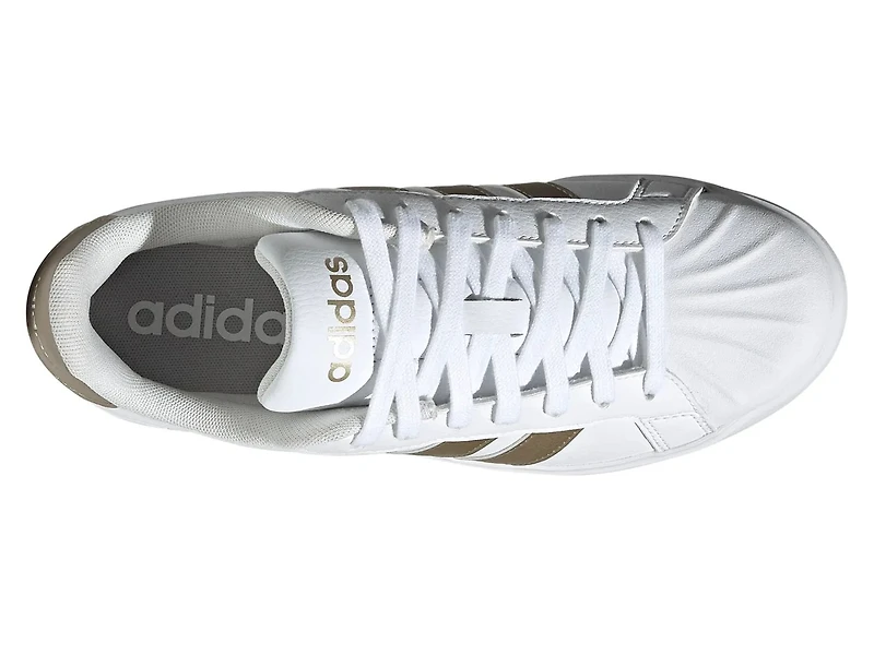 Street Talk Sneaker