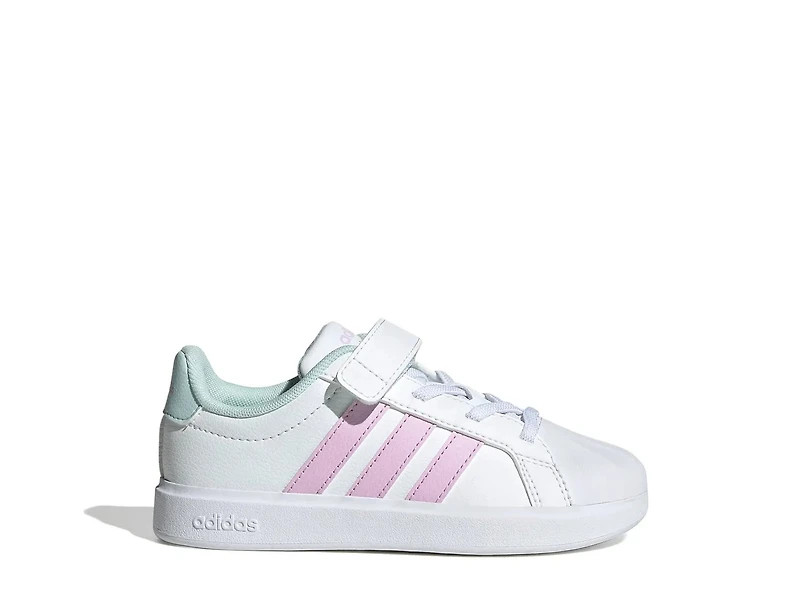 Street Talk Sneaker
