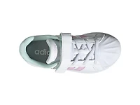 Street Talk Sneaker
