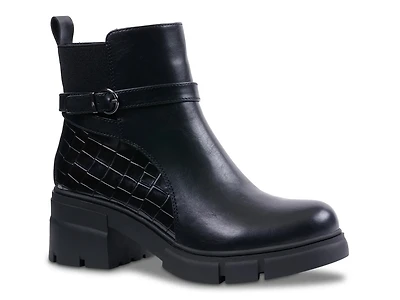 Tory Bootie