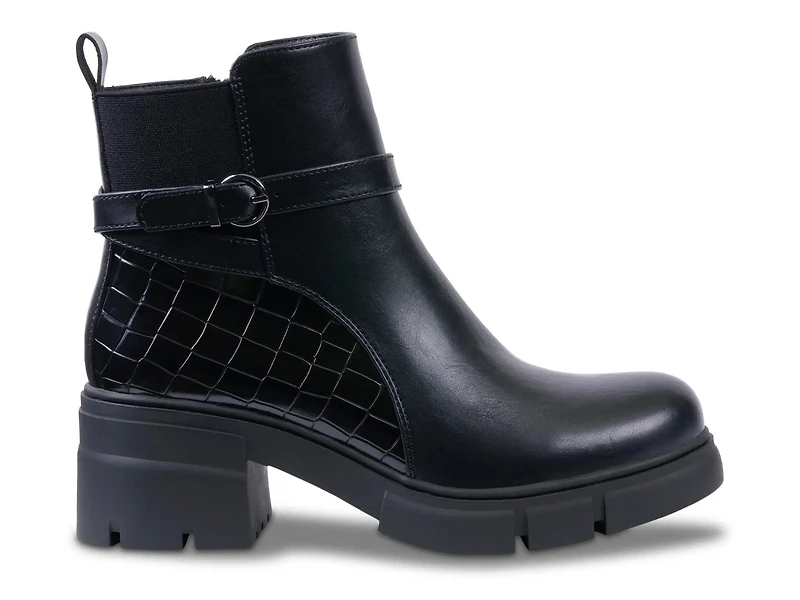Tory Bootie